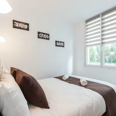 Sleep In City Port 3* Antibes