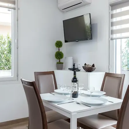 Aparthotel Sleep In City Port Antibes